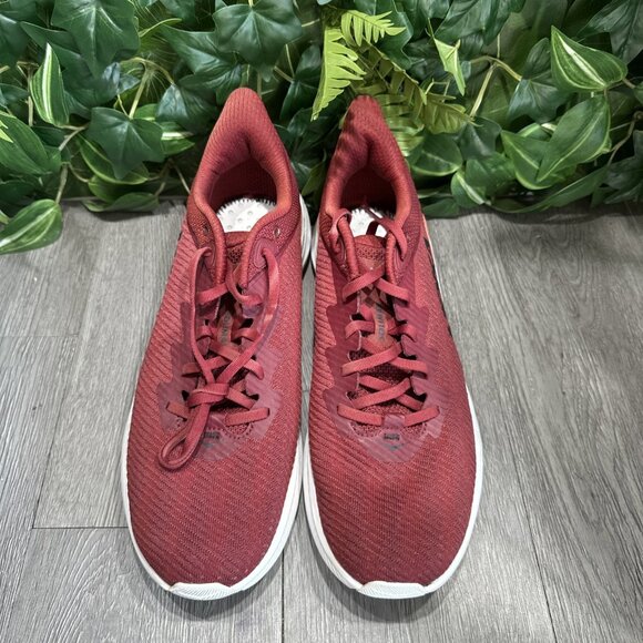 Hoka One One Solimar Cabernet Running Shoes Men Size 12 D Burgundy main image 4